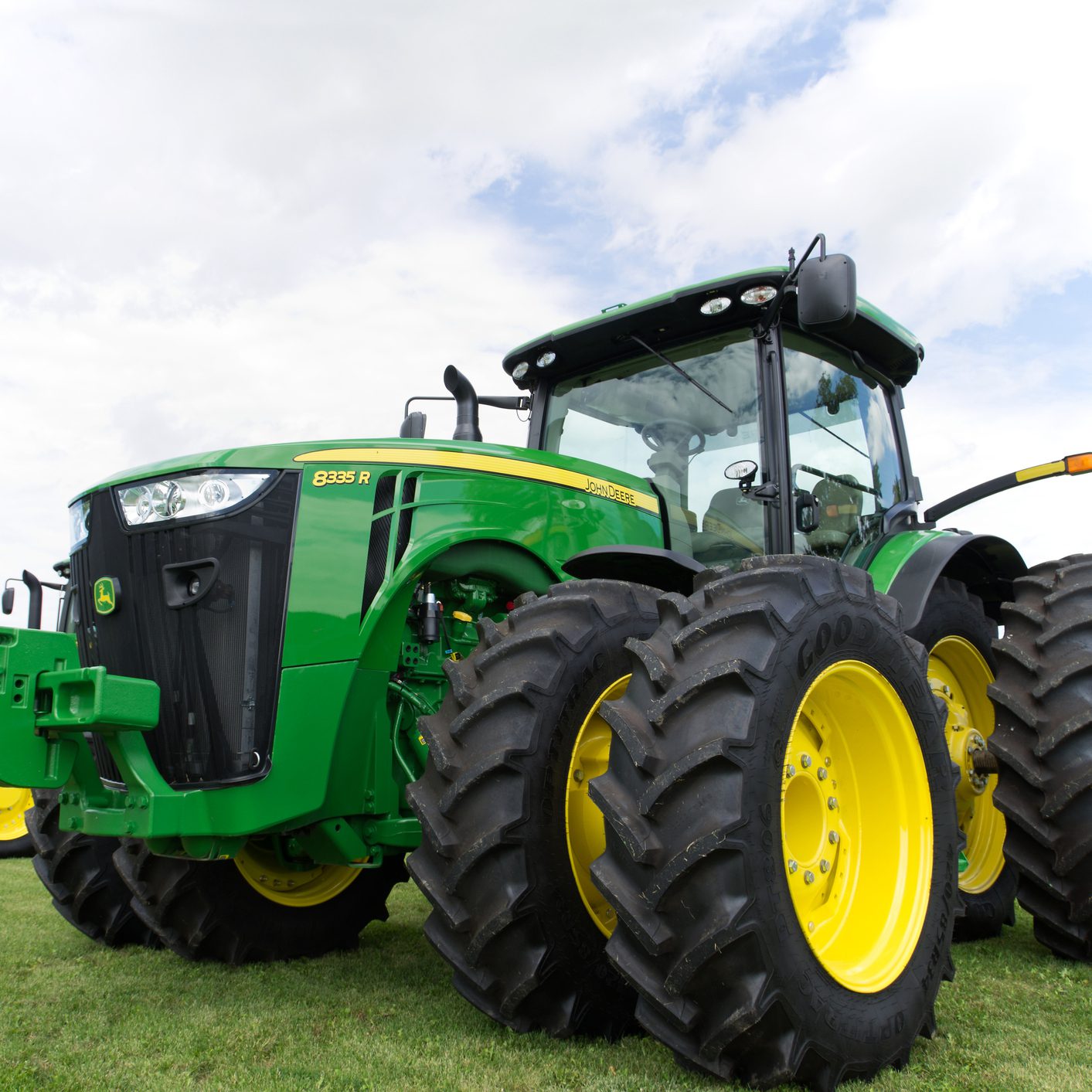 John Deere Tractors Auctions